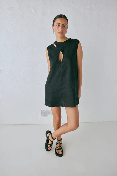 Sleeveless Hollow - out Short Dress