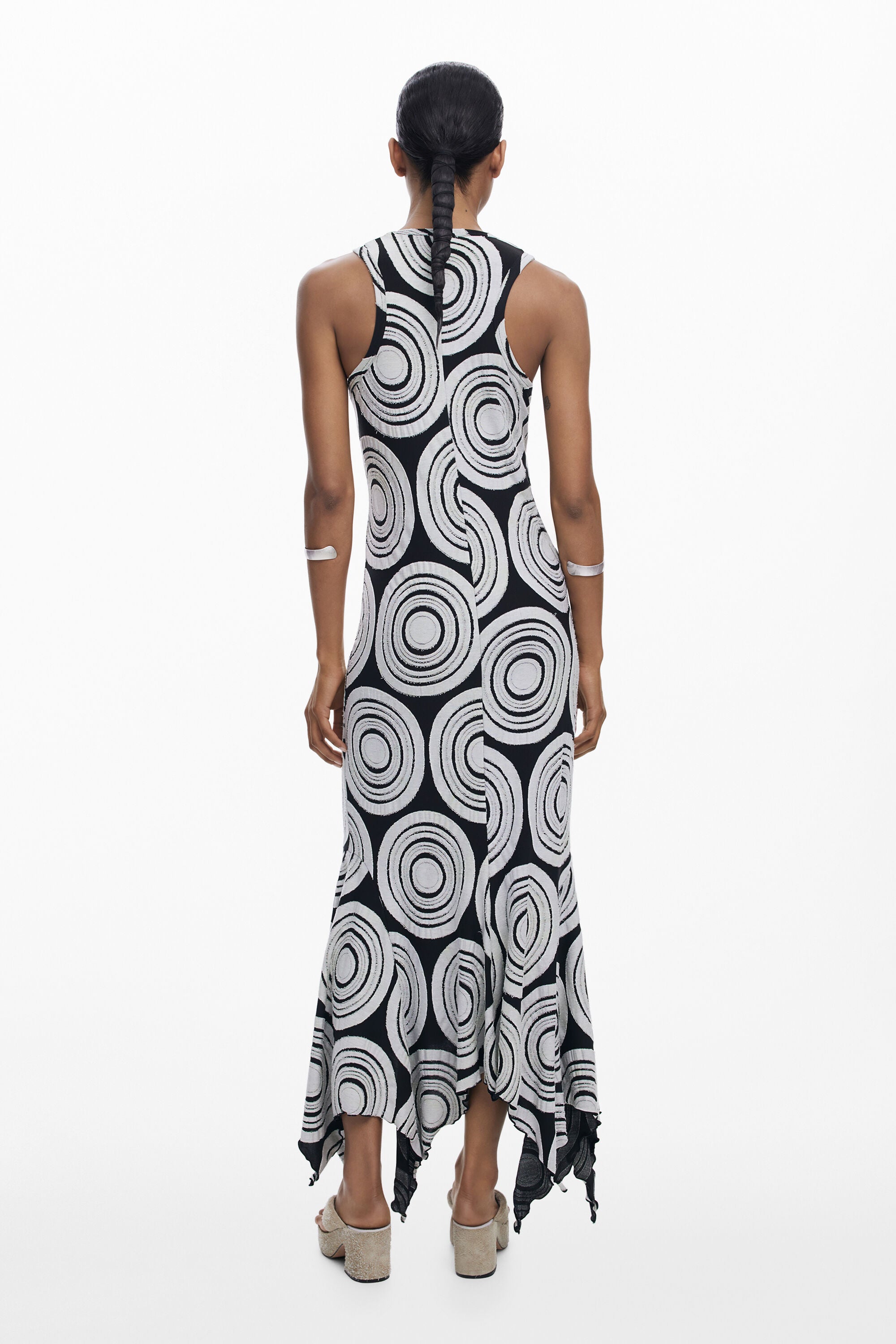 Black - and - White Pop Art Circle - Printed Sleeveless Asymmetric Maxi Dress