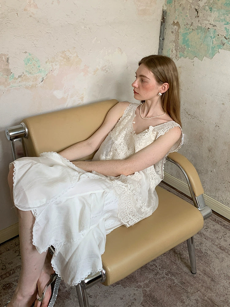 White Lace Sleeveless Vest