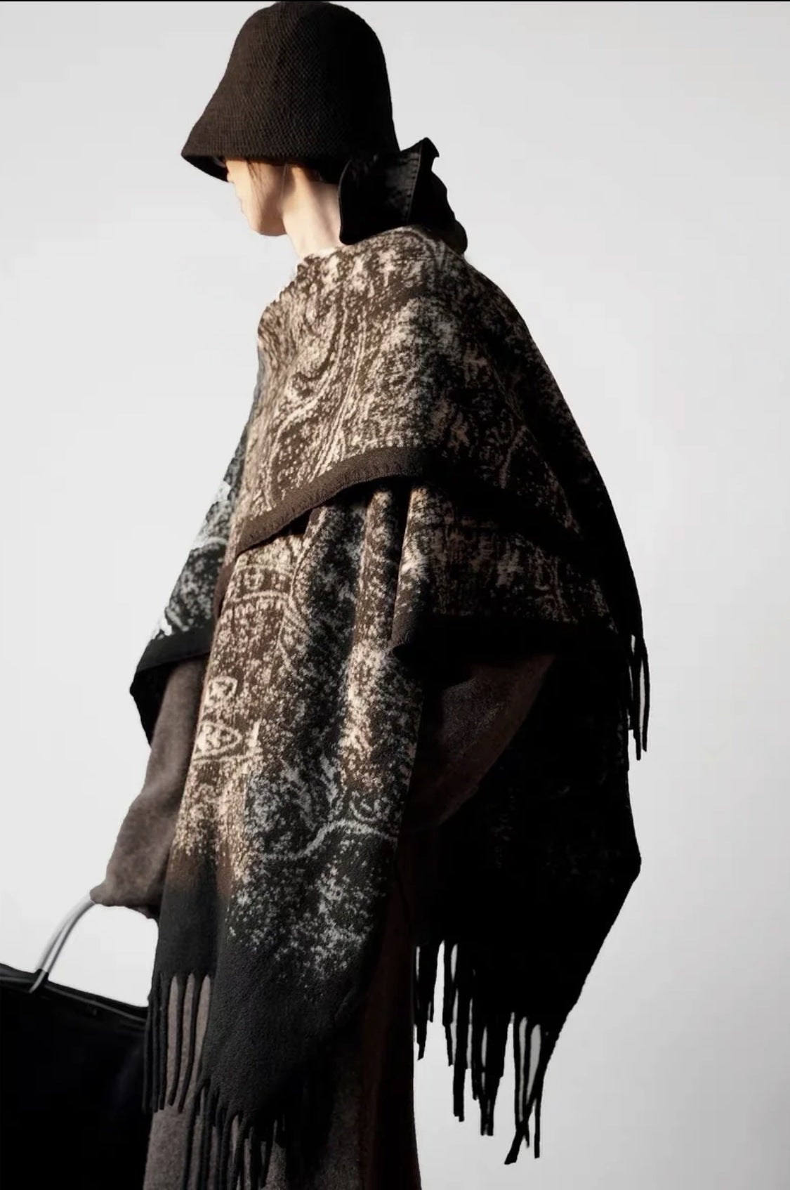 New Ink Painting Shawl High-End Travel Decoration Exterior Shawl Long Retro Cloak Tassel Cloak